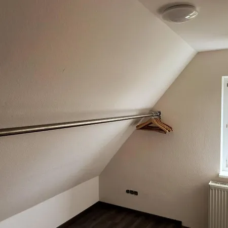 Casa vacanze Modern Eingerichtete Doppelhaushaelfte Mit Terasse *